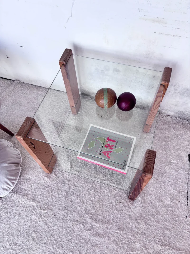 Donna, la table basse en verre N°184
