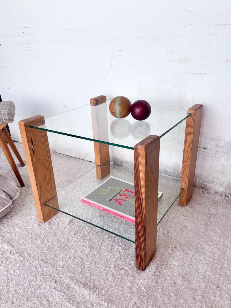 Donna, la table basse en verre N°184