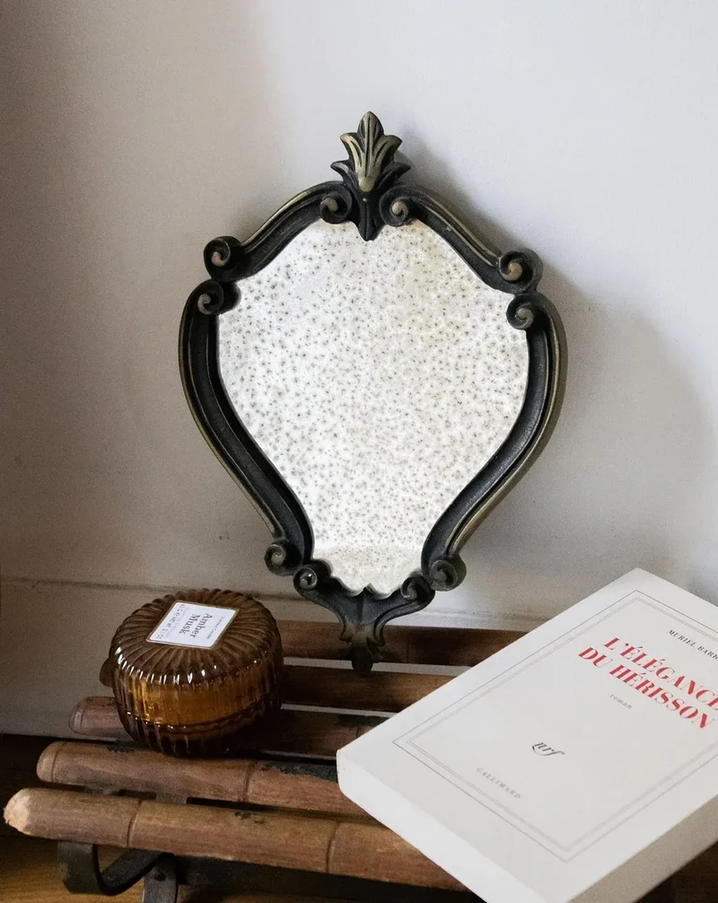 Georges, le miroir baroque en métal N°763