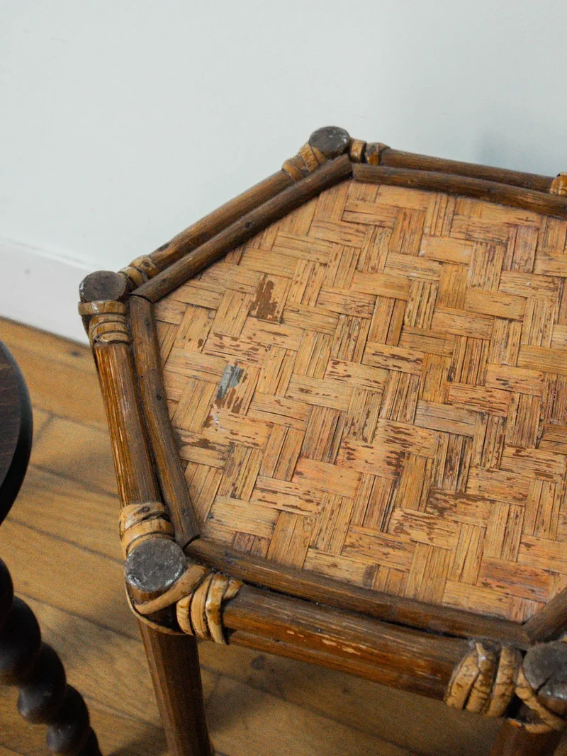 Francine, la table d'appoint octogonal en rotin N°586