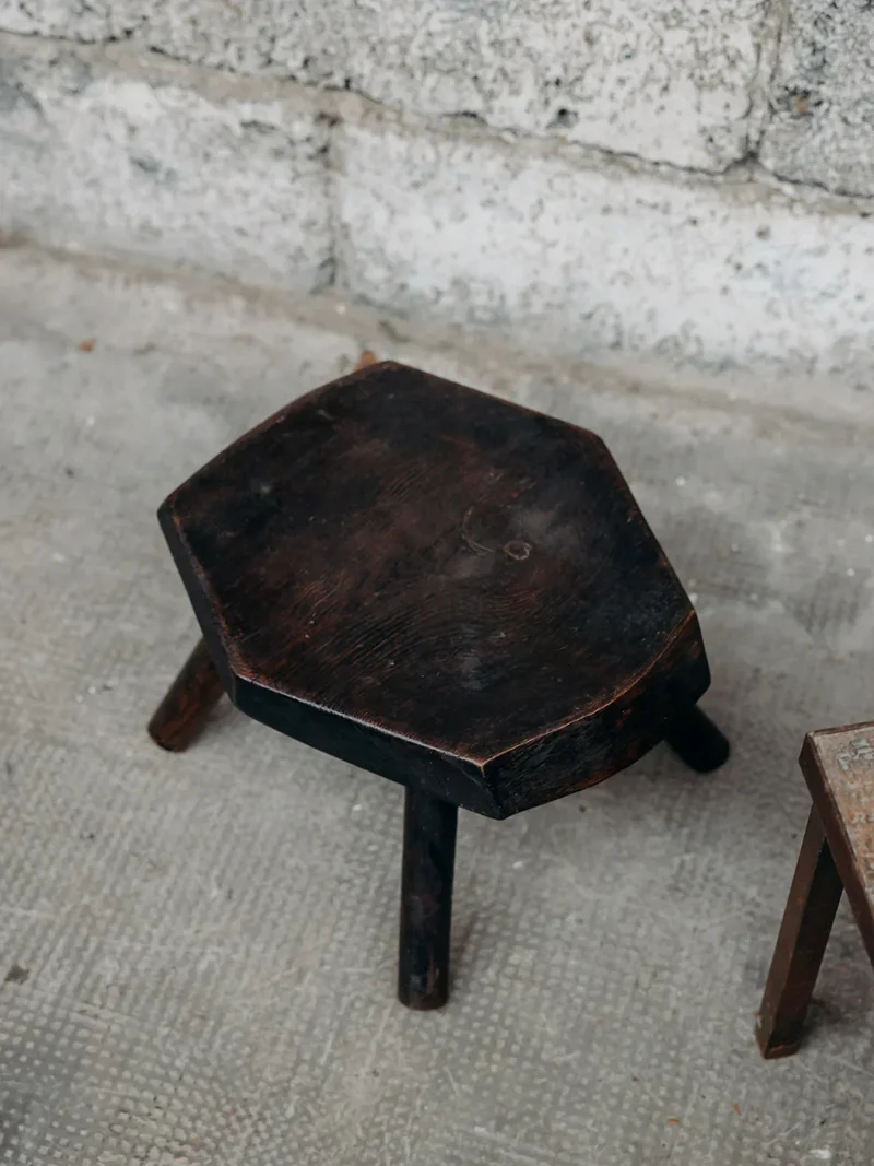 Axel, le tabouret en bois N°121