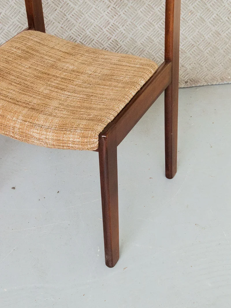 Alma, le lot de 6 chaises scandinaves N°369