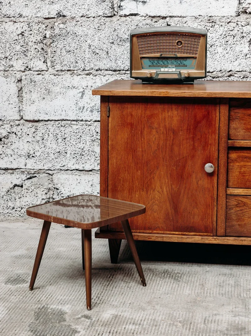 Hanna, la table d'appoint en formica N°397