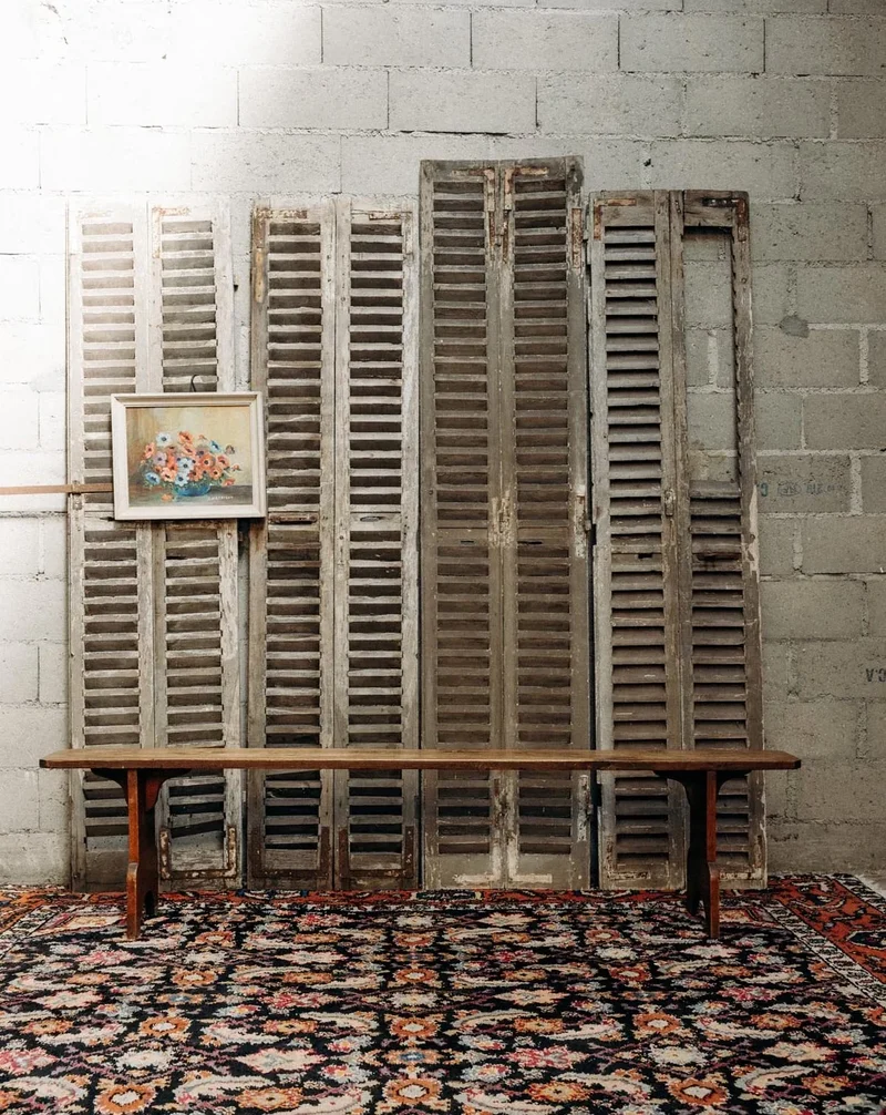 Antoine, le grand banc en bois N°248
