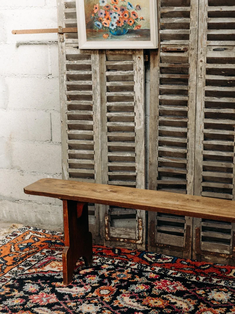 Antoine, le grand banc en bois N°248