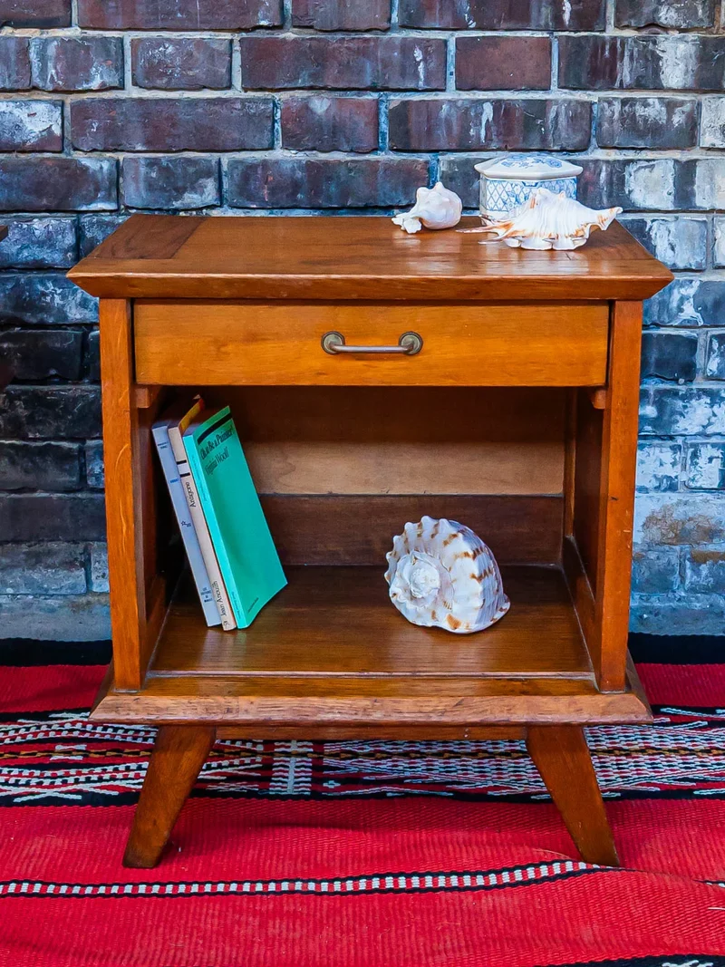 Maïa, la table de chevet en bois N°252