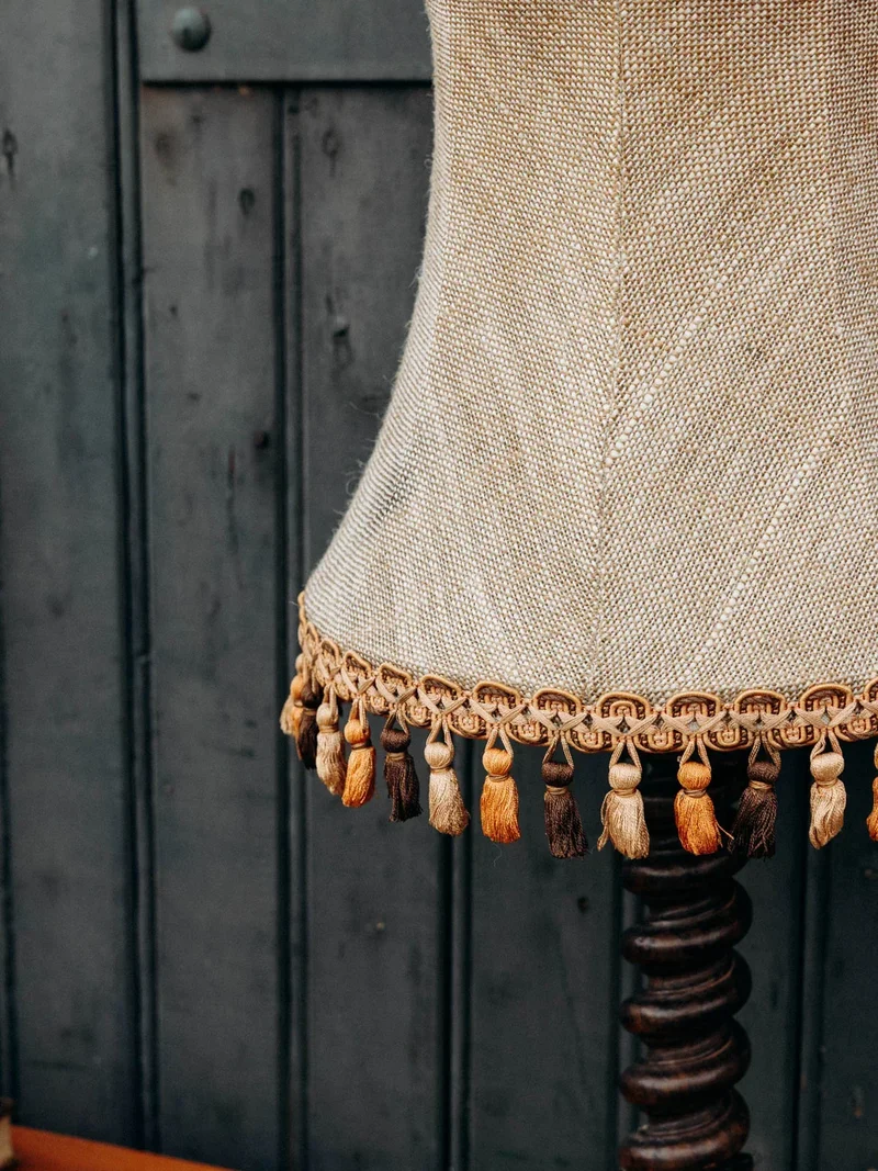 Suzanne, la lampe à poser en bois N°424