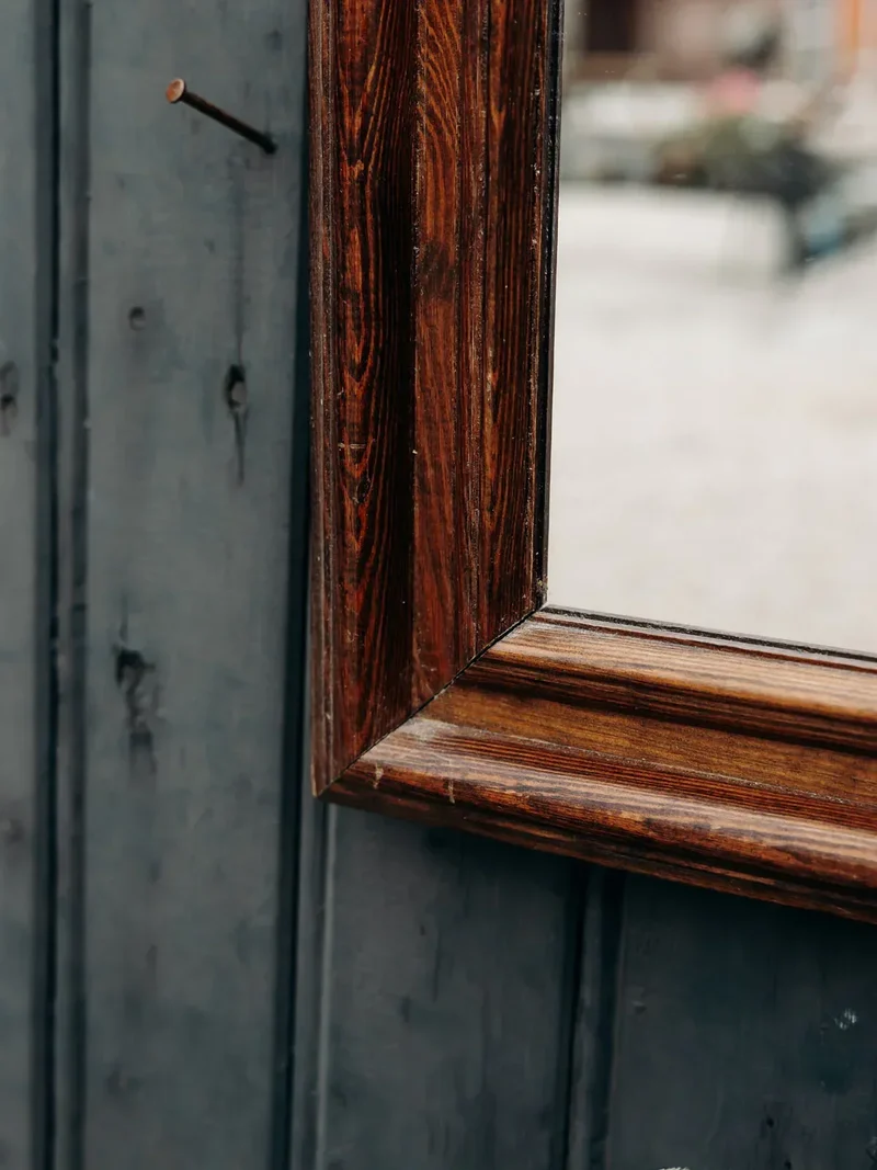 Georges, le miroir en bois N°733