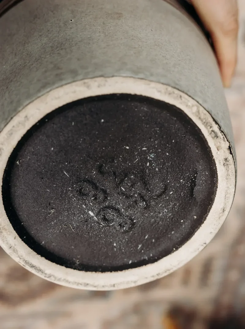 Edmond, le grand vase émaillé gris N°53