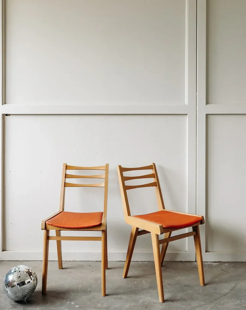 Alma, la paire de chaises N°406