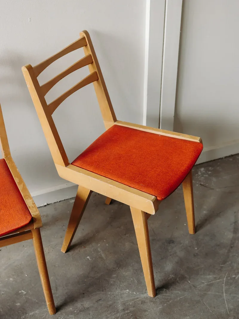 Alma, la paire de chaises N°406