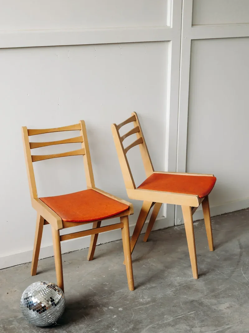 Alma, la paire de chaises N°406