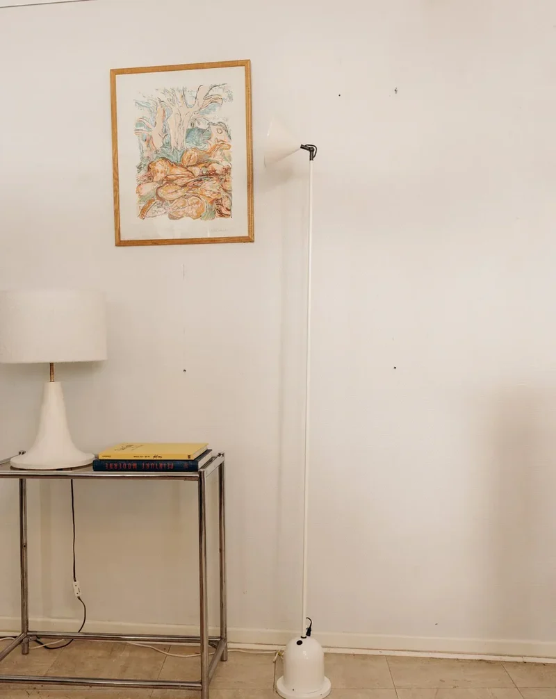 Julien, le lampadaire blanc 80's N°181