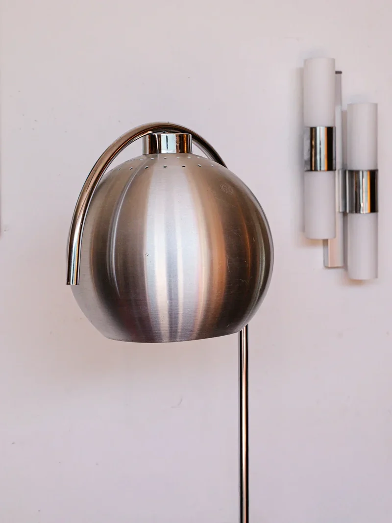 Julien, le lampadaire en métal N°180