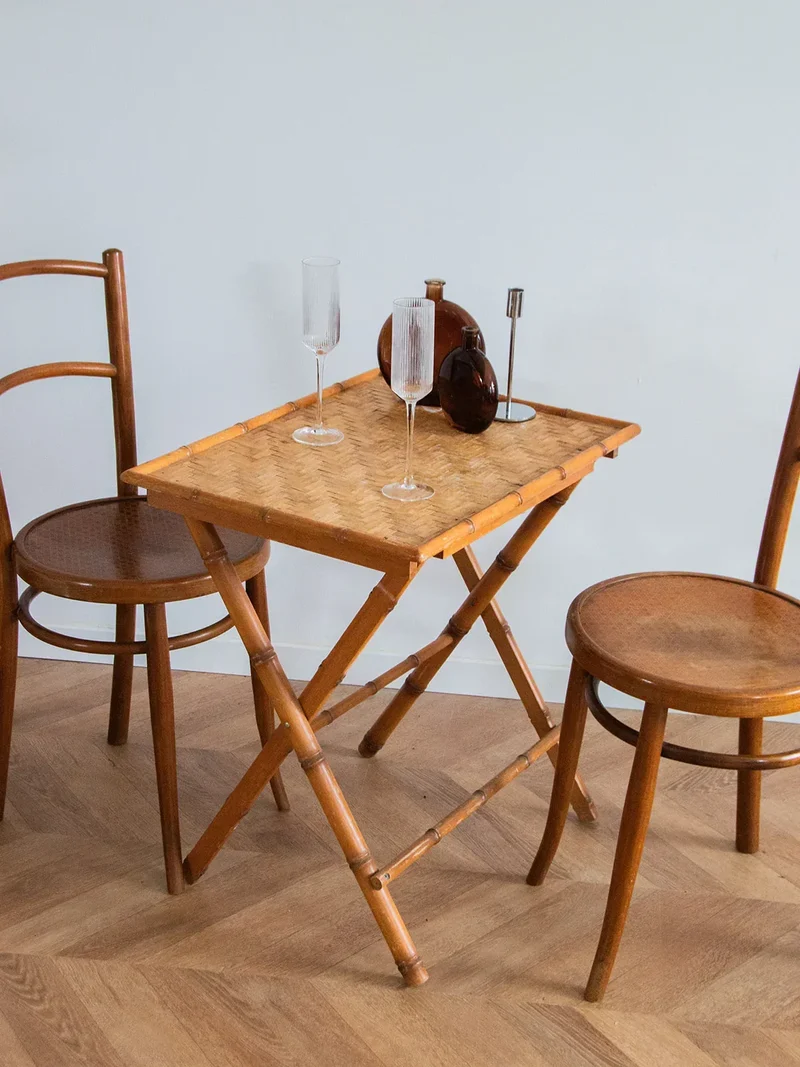 Hanna, la table d'appoint en bambou N°591