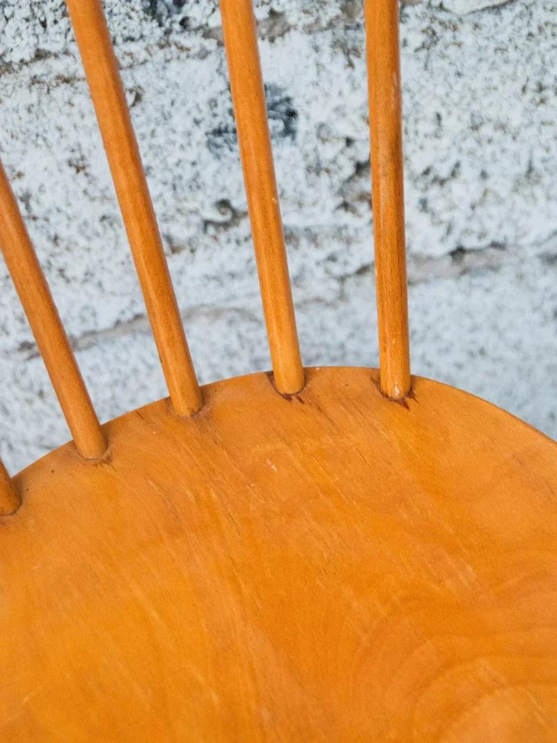 Alma, la paire de chaises style Baumann N°730