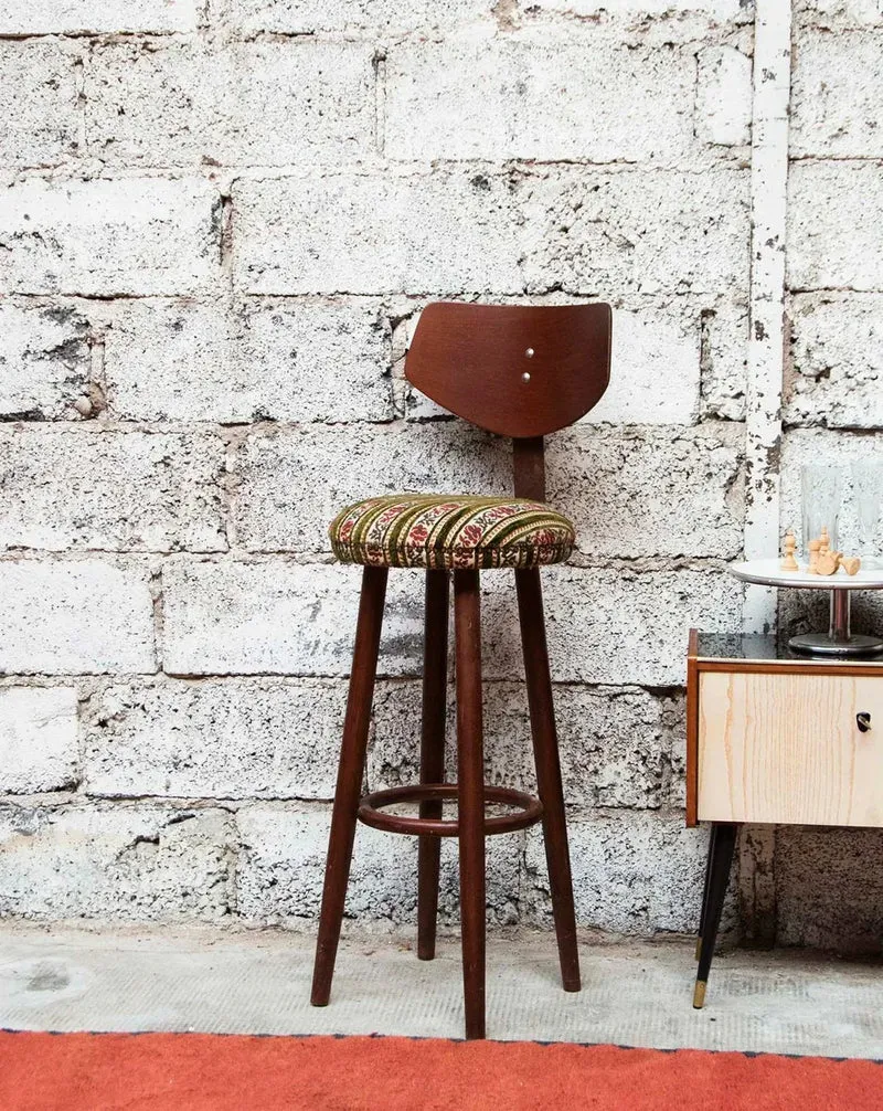 Gaston, le tabouret de bar fleuri N°102