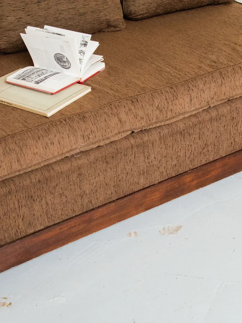 Clara, la banquette marron haute N°28