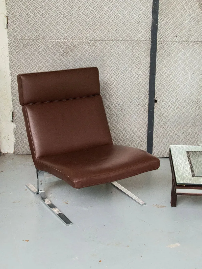 Jakob, le fauteuil en cuir marron N°367