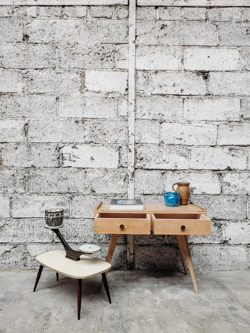 Ariel, le porte-plantes en formica N°463