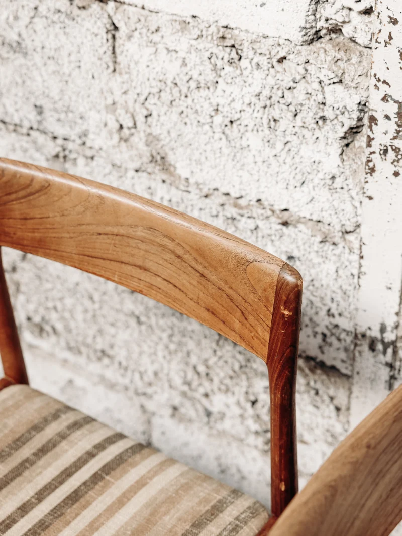 Alma, la paire de chaises scandinave N°56