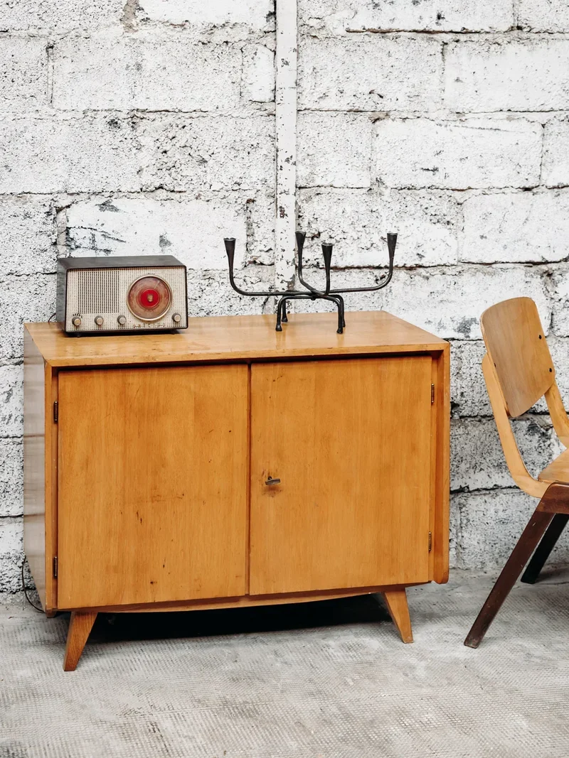 Gustave, le buffet bas en bois N°325