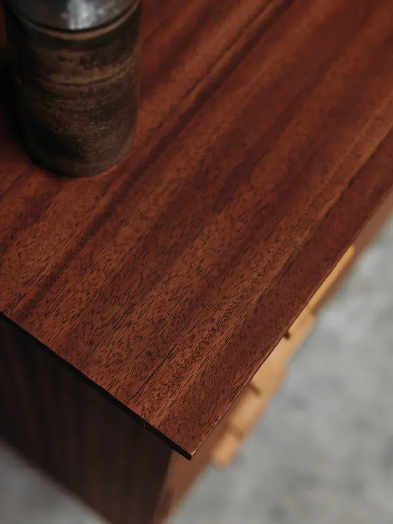 Olga, la commode en bois N°150
