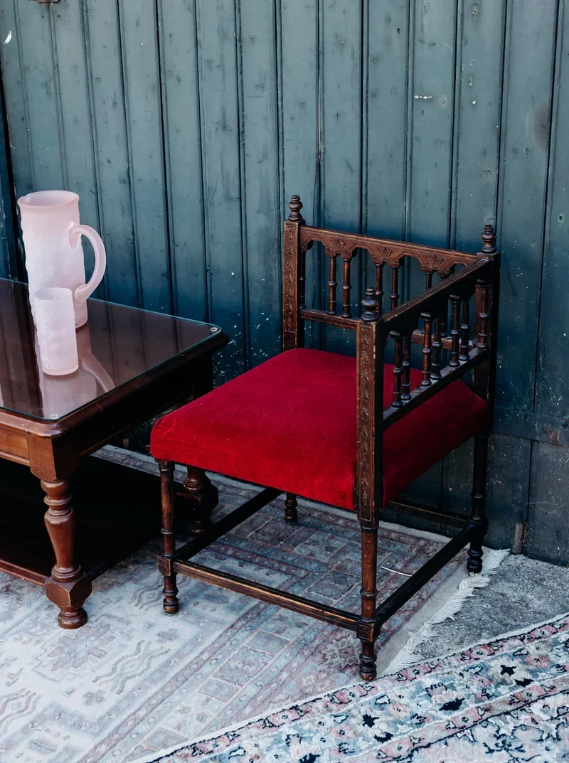 Ernest, le fauteuil d'angle rouge N°525