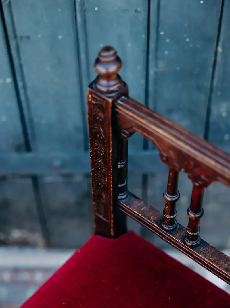 Ernest, le fauteuil d'angle rouge N°525