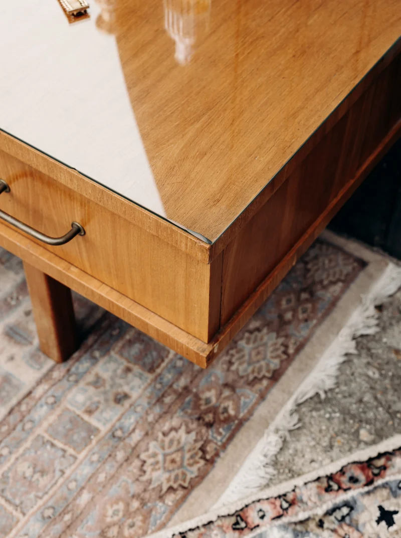 Louise, la coiffeuse en bois N°152