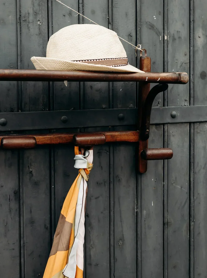 Max, le porte-manteau mural N°105
