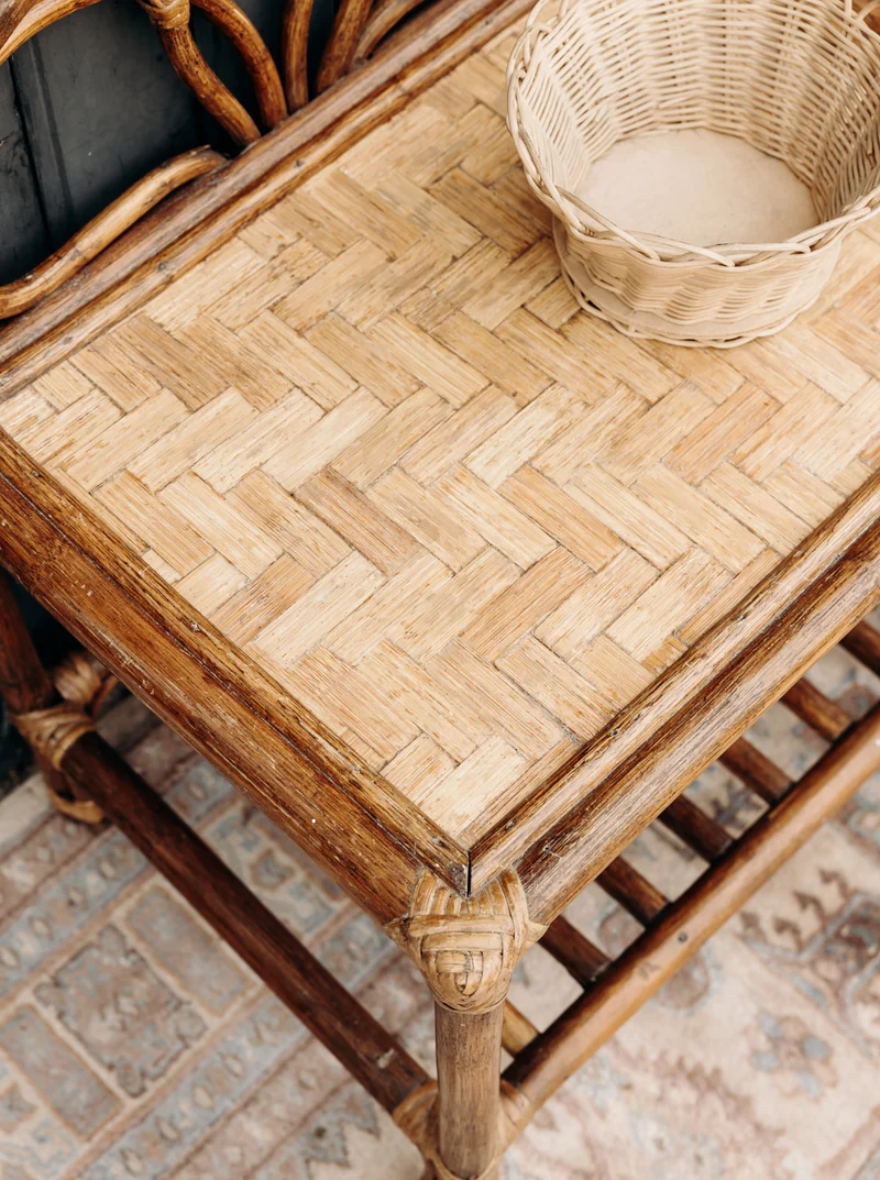 Odile, la table de chevet en rotin N°517