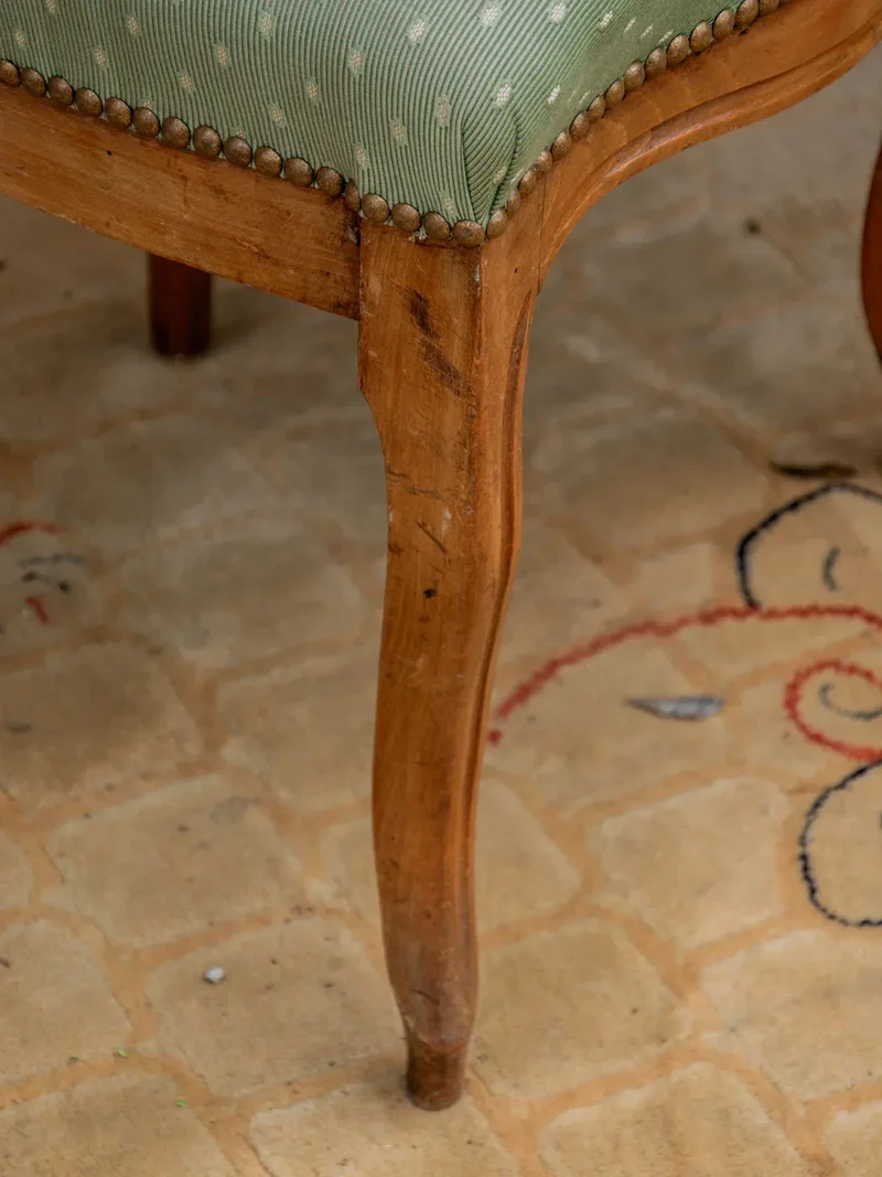 Claude, la chaise verte en bois N°624