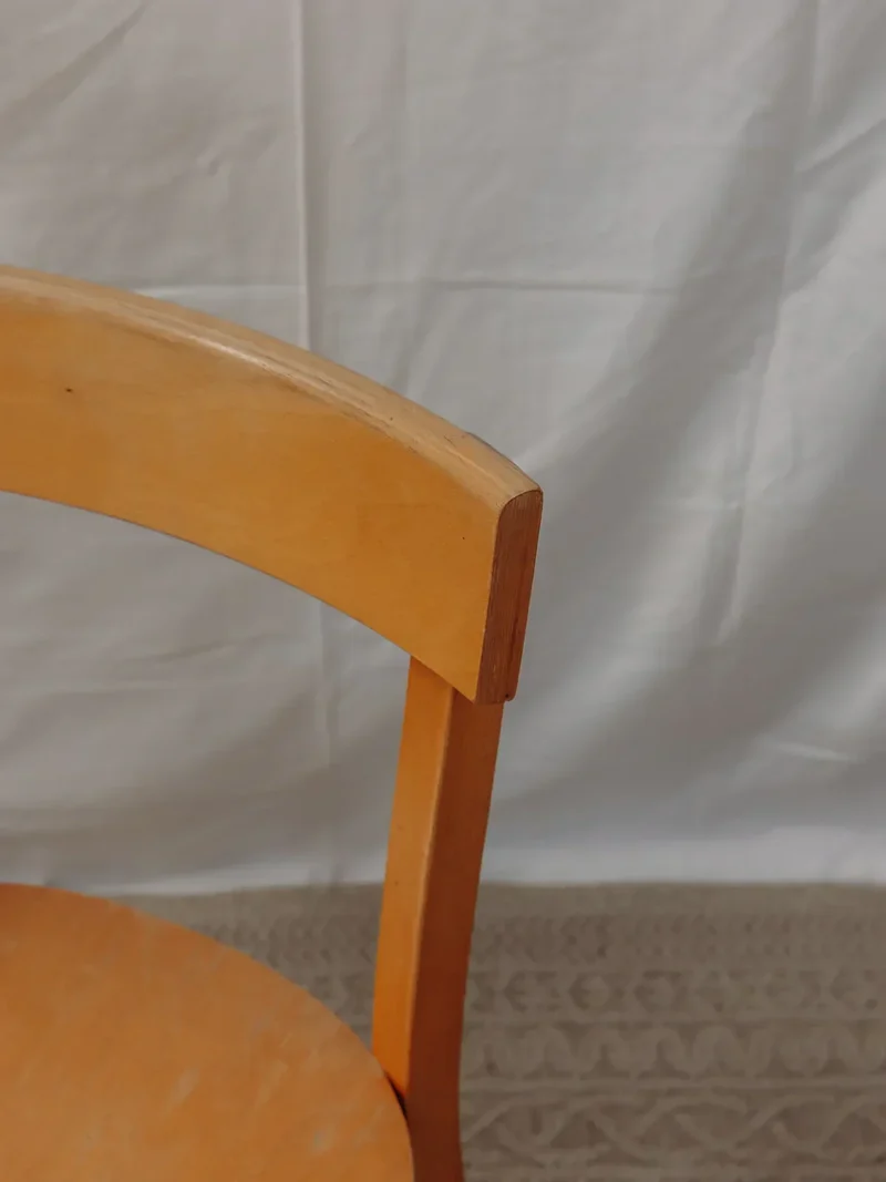 Alma, la chaise en bois clair N°858