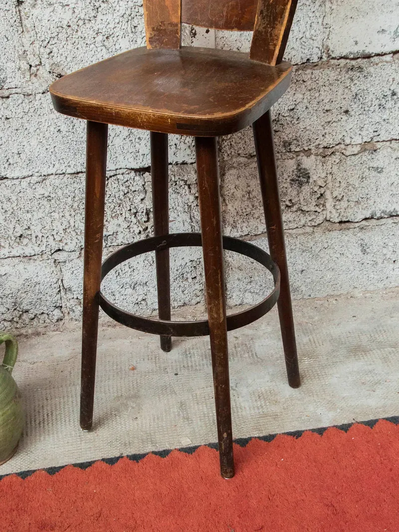 Pierre, le tabouret de bar en bois N°28