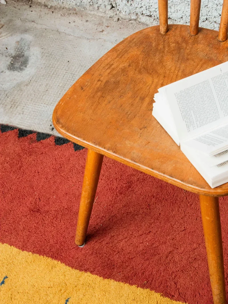 Claude, la paire de chaises en bois N°862