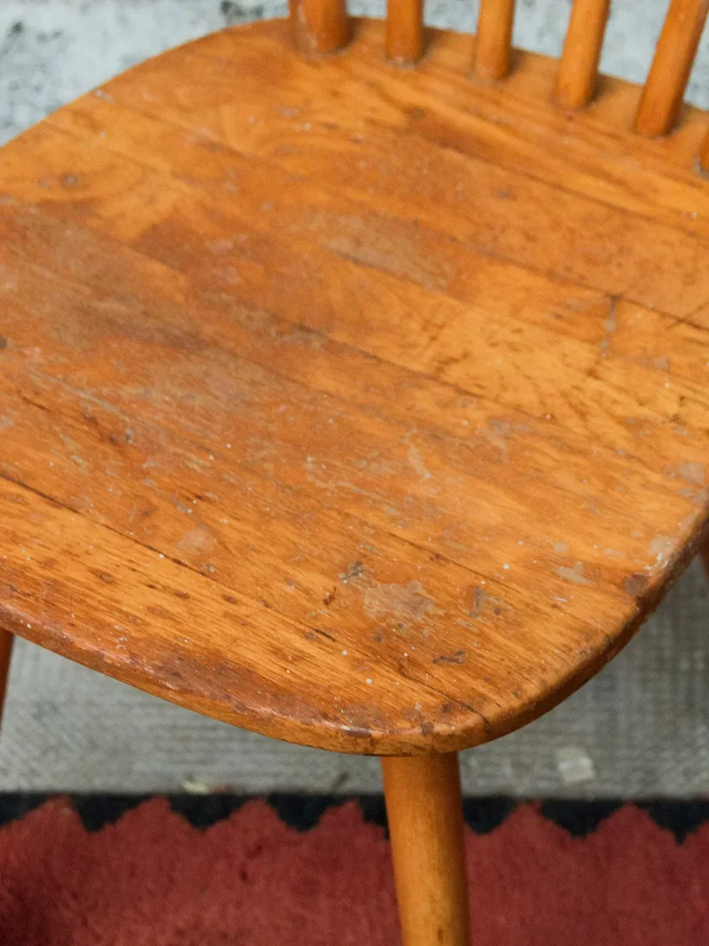 Alma, la paire de chaises en bois N°734