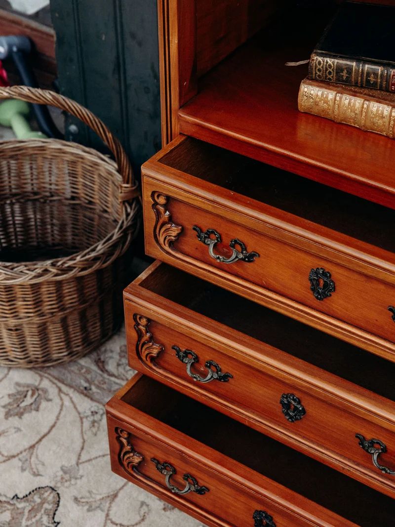 Gilbert, le meuble d'appoint en bois N°488