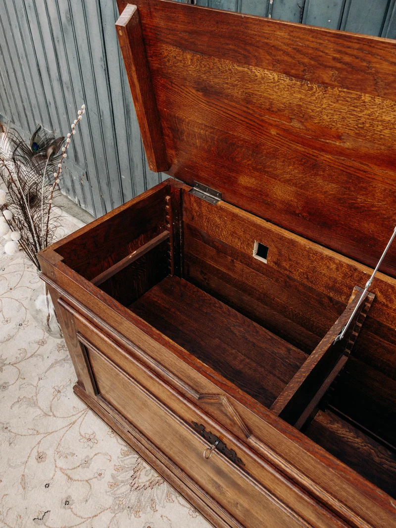 Gilbert, le buffet coffre en bois N°487