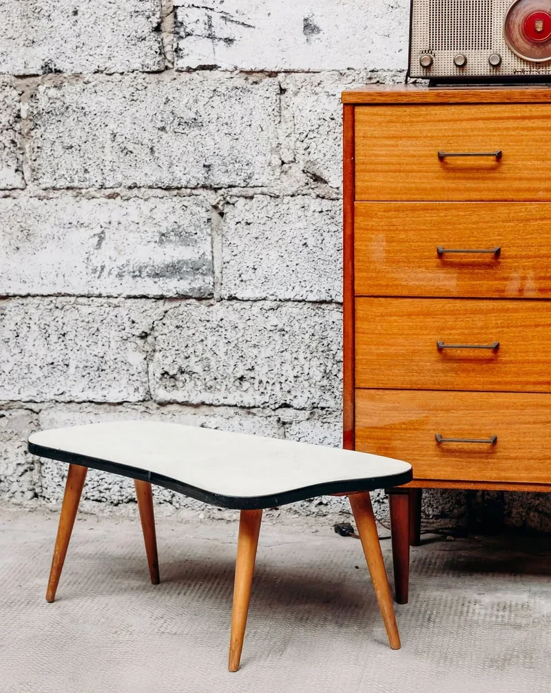 Hanna, la table d'appoint grise N°388