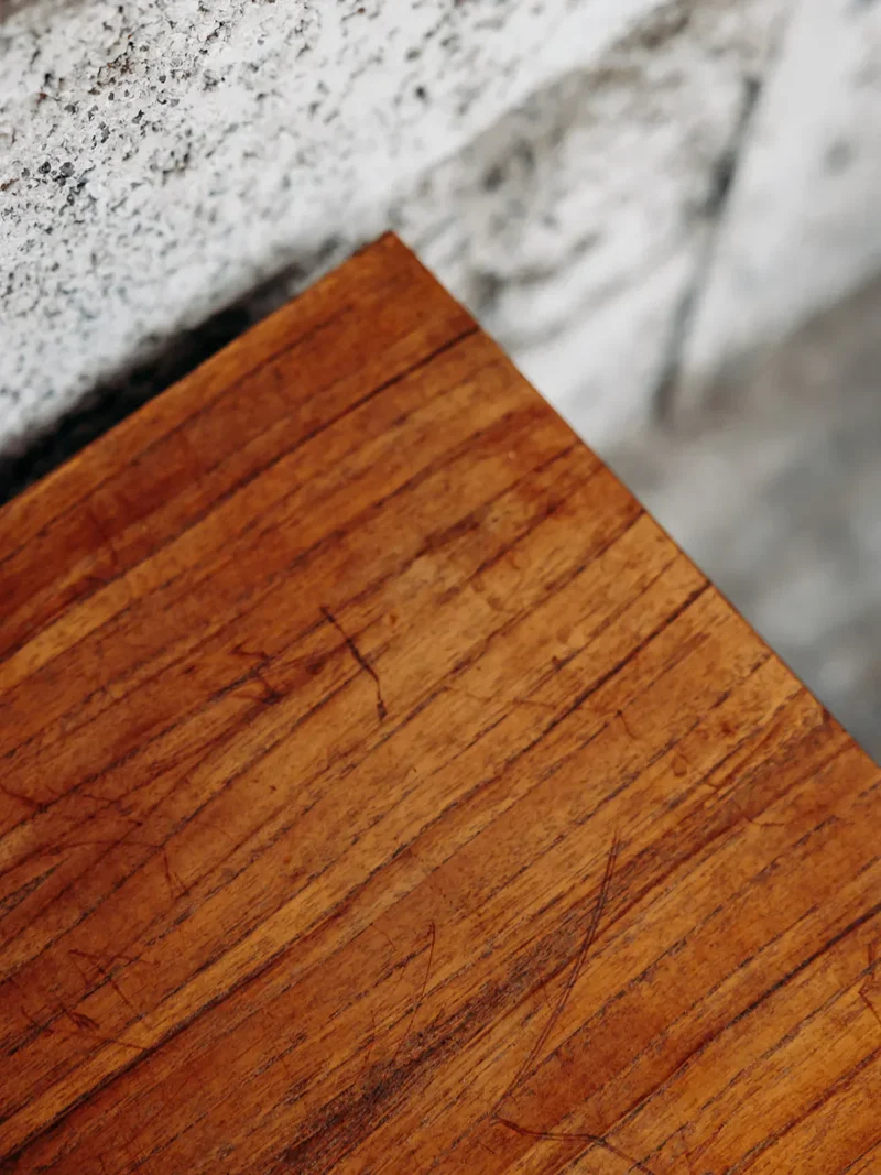 Hanna, la table d'appoint scandinave N°385
