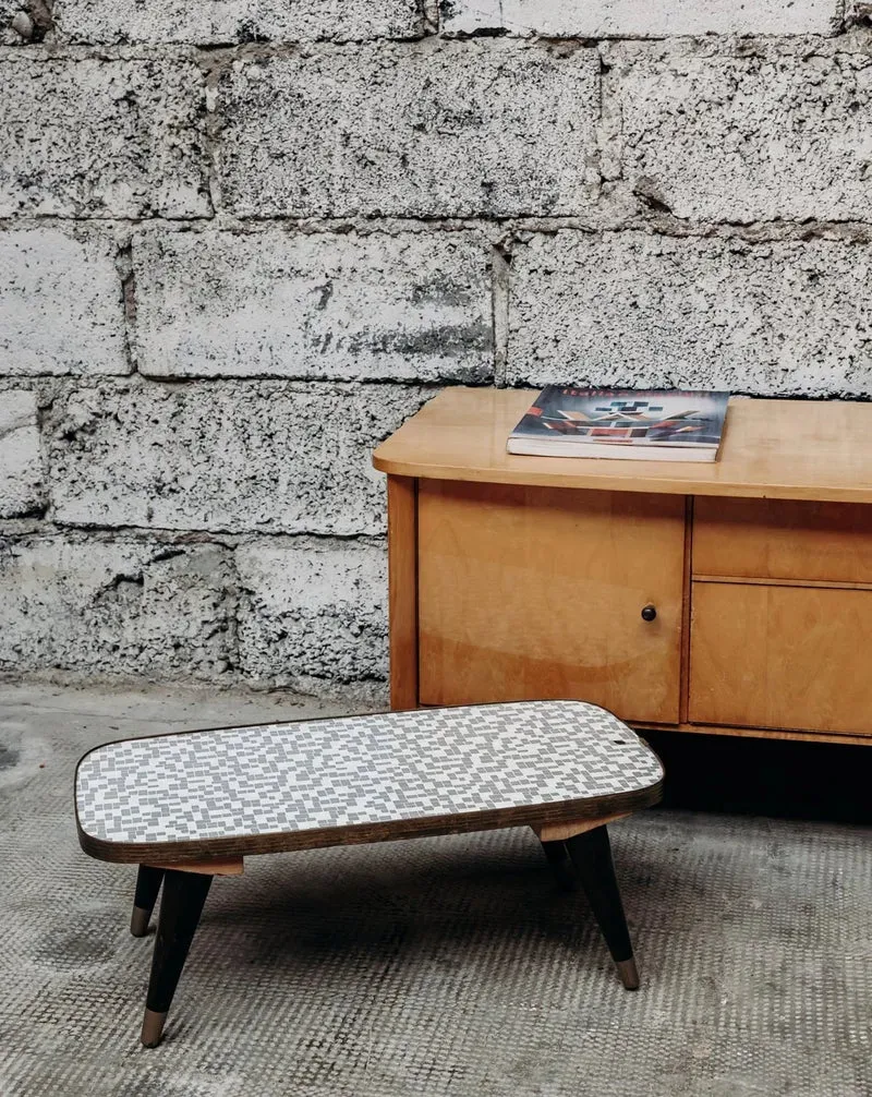 Hanna, la table d'appoint en bois N°378