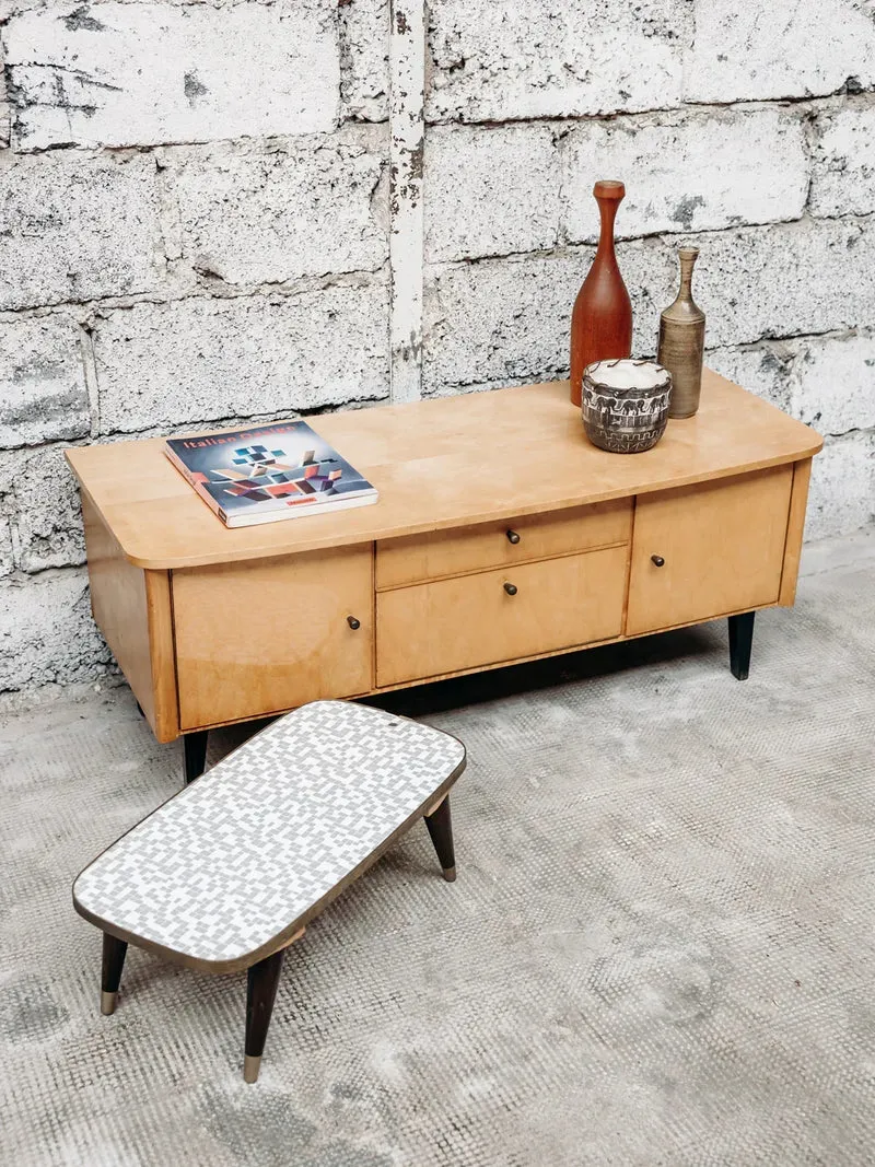 Hanna, la table d'appoint en bois N°378