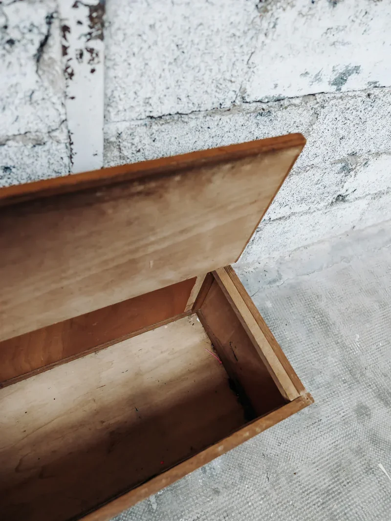 Lucien, le coffre en bois et rotin N°62