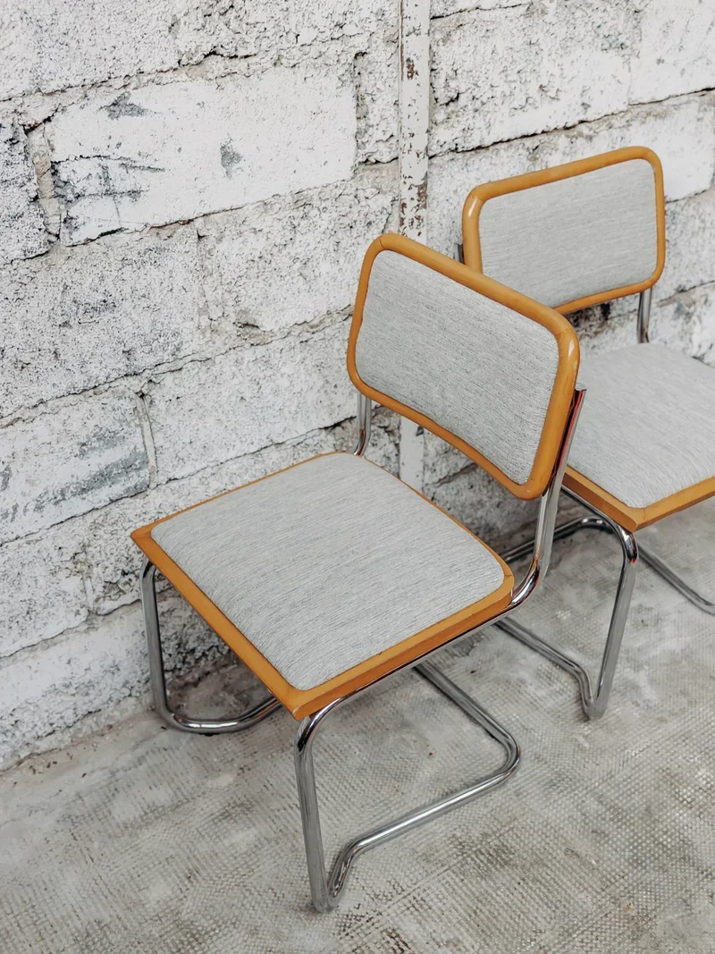 Alma, la paire de chaises Breuer N°556