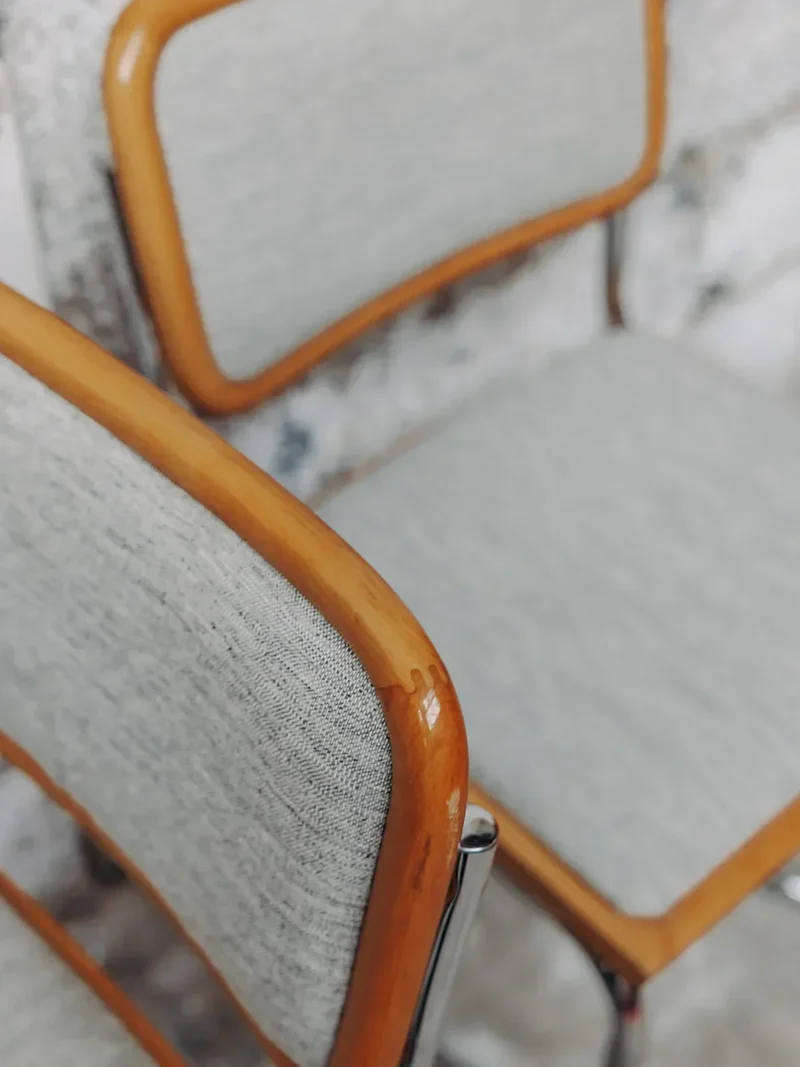 Alma, la paire de chaises Breuer N°556