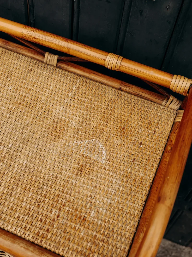 Garance, la petite commode en rotin N°133