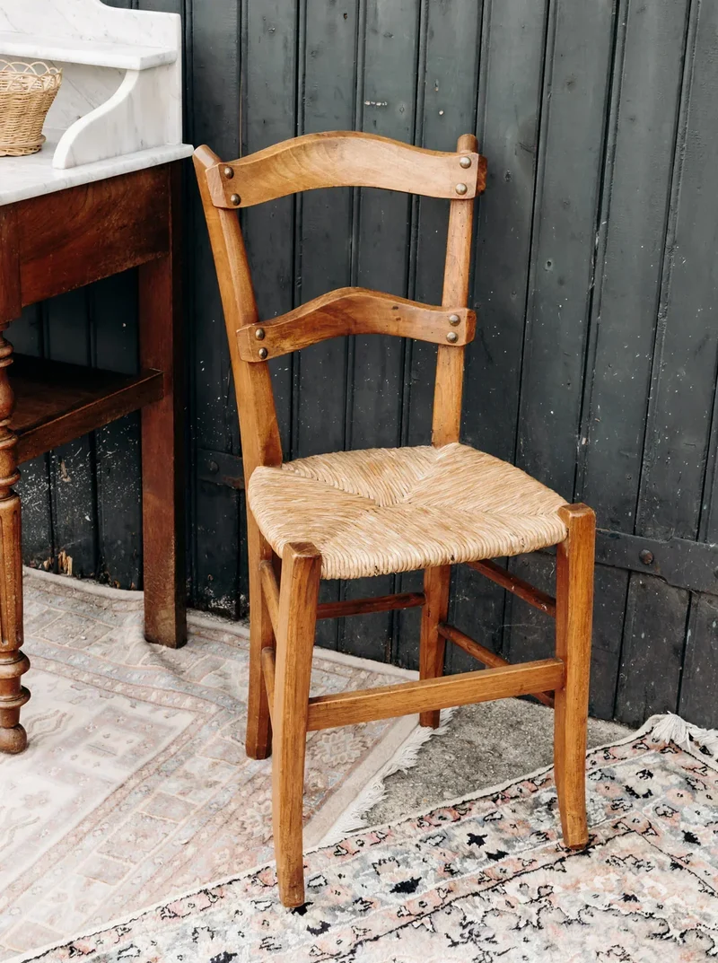 Claude, la chaise en bois et paille N°628
