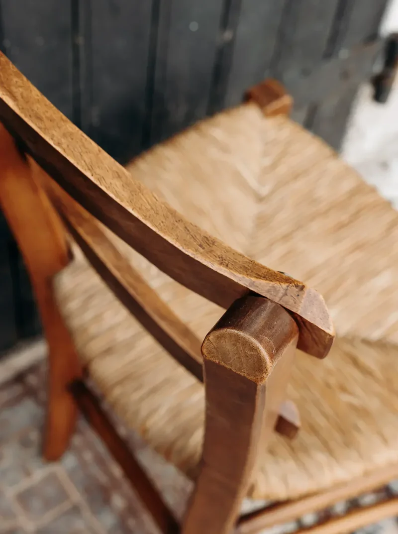 Claude, la chaise en bois et paille N°628