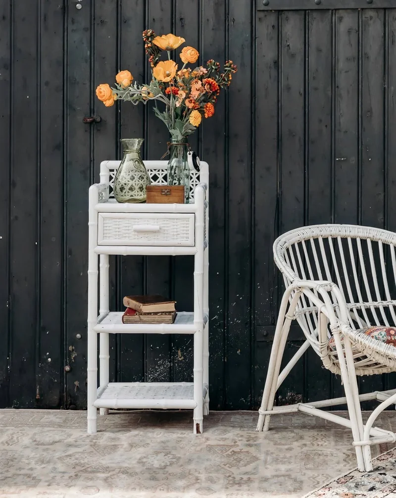 Odile, le chevet blanc en rotin N°511